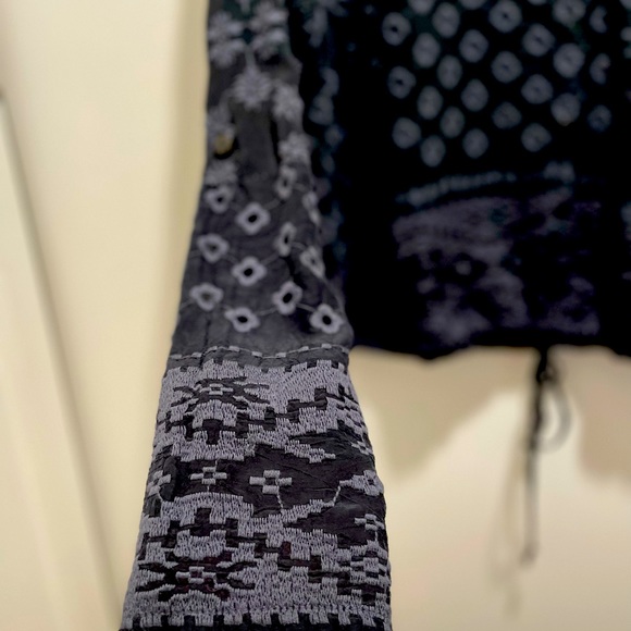 Johnny Was - Picture 3 of 7